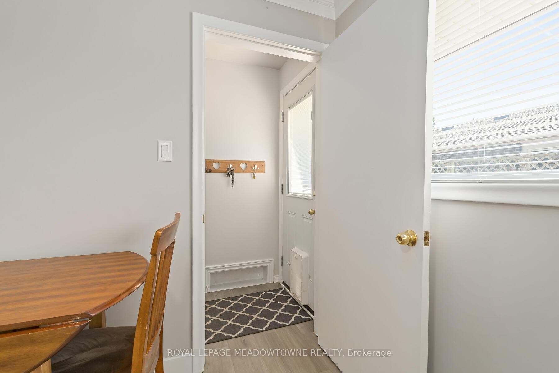 2 Raylawn Crescent photo 20