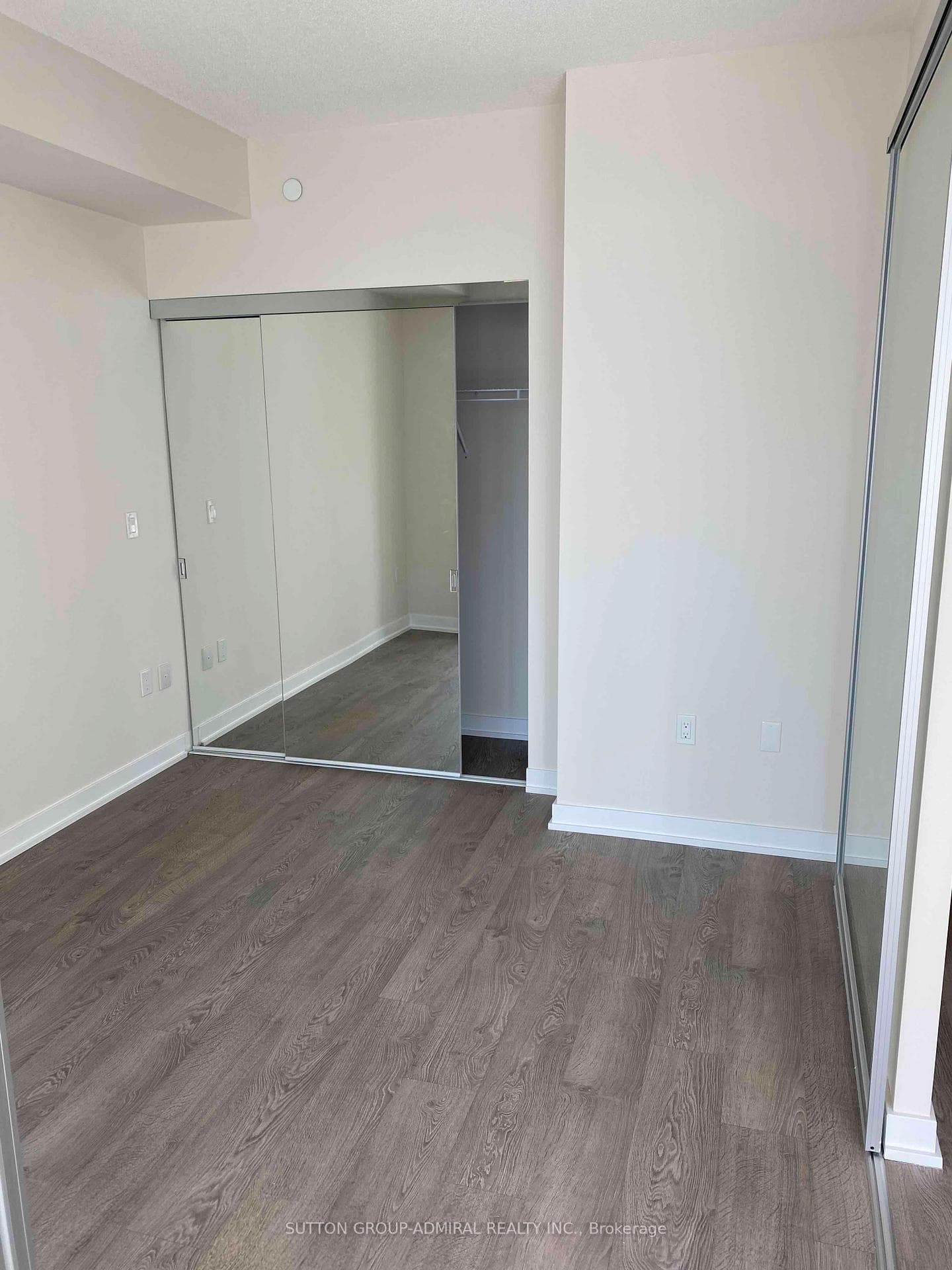 99 John Street Unit 1303 photo 14