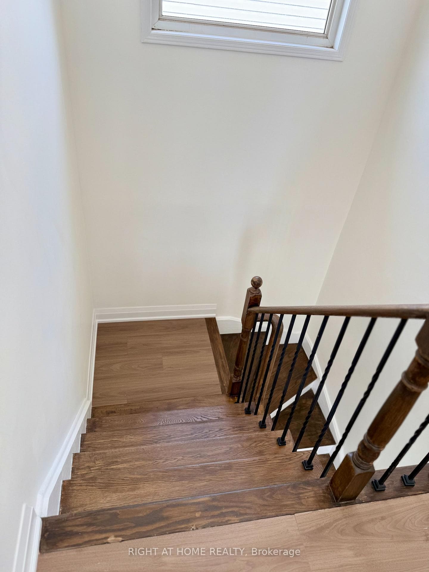 32 Hocken Court photo 11