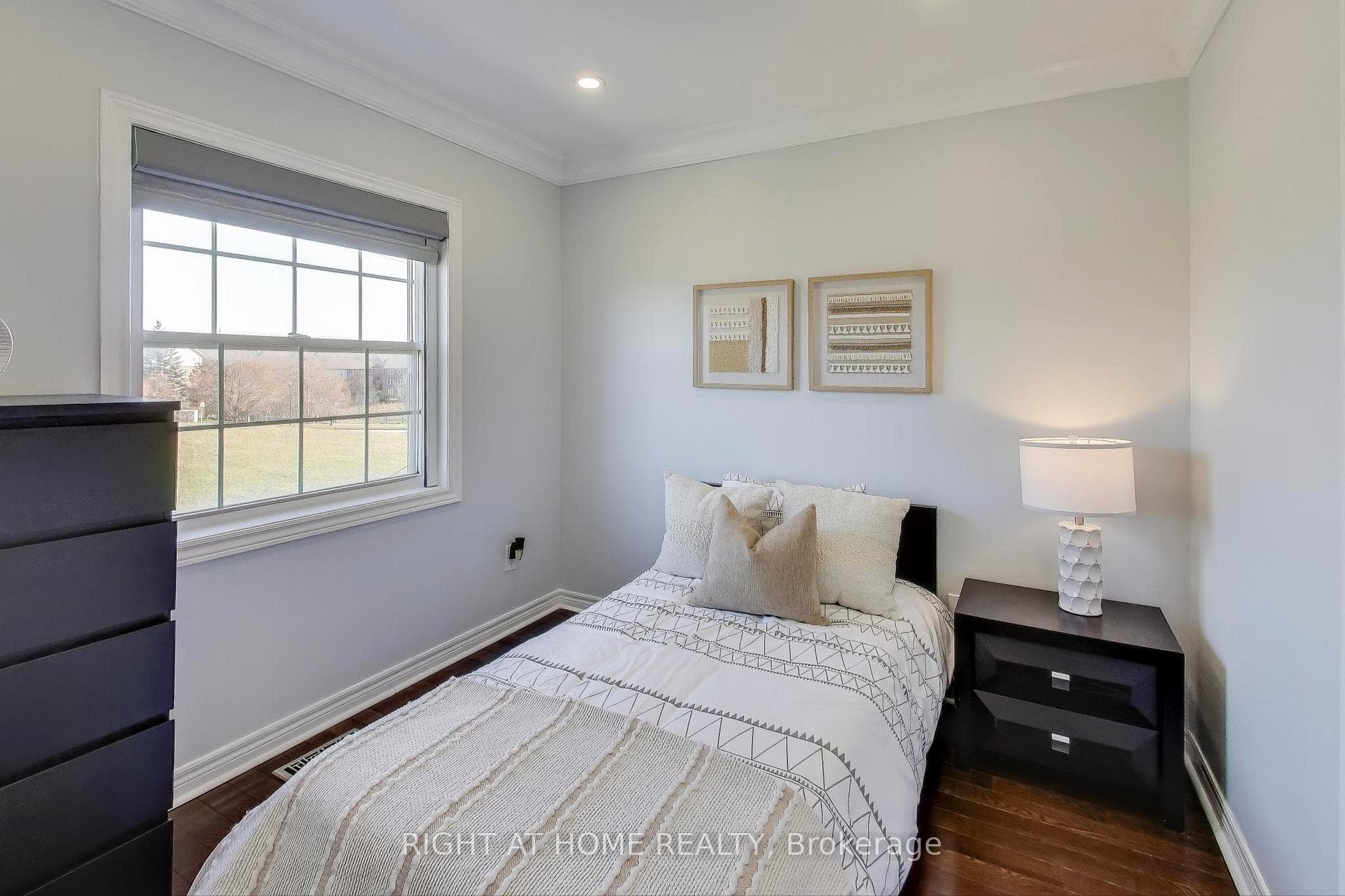 27 Hawtin Lane photo 20