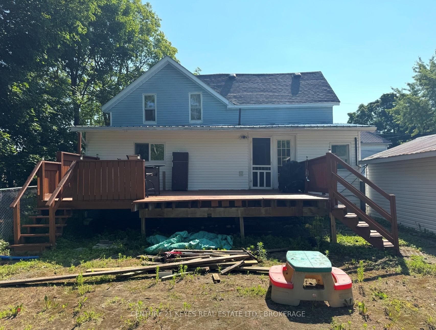 110 Elm Street photo 10