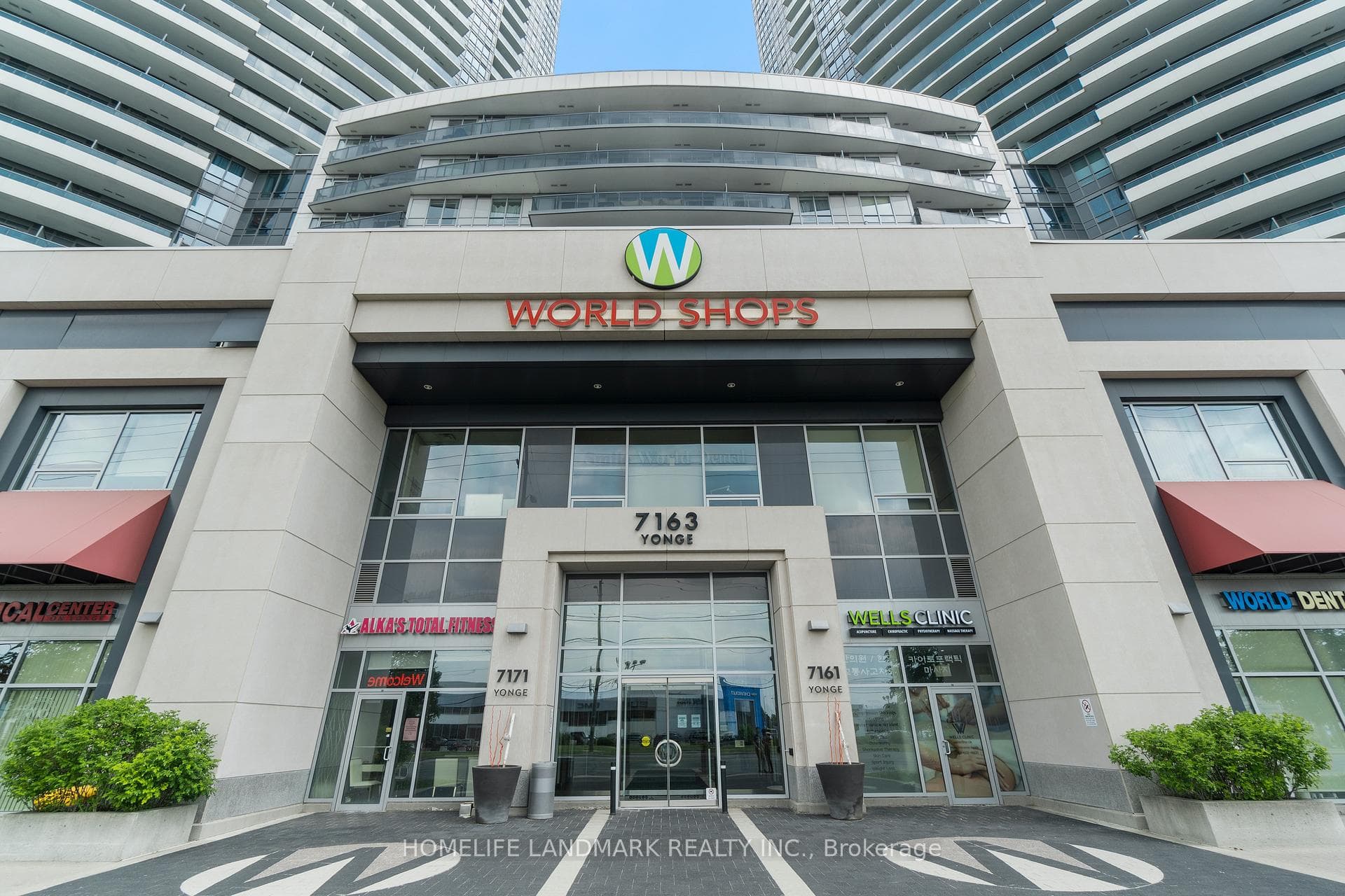 7171 Yonge Street Unit 2106 photo 2