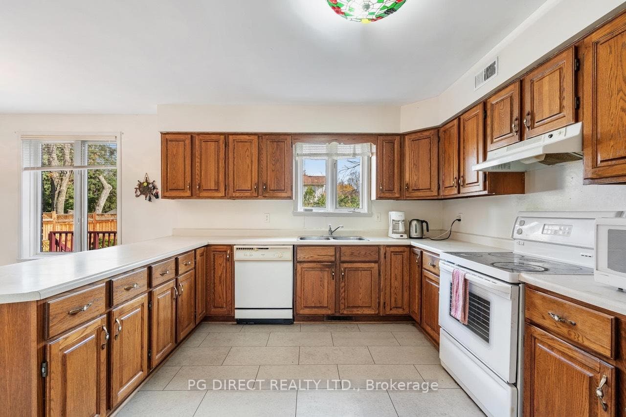 1139 Stokes Drive photo 6