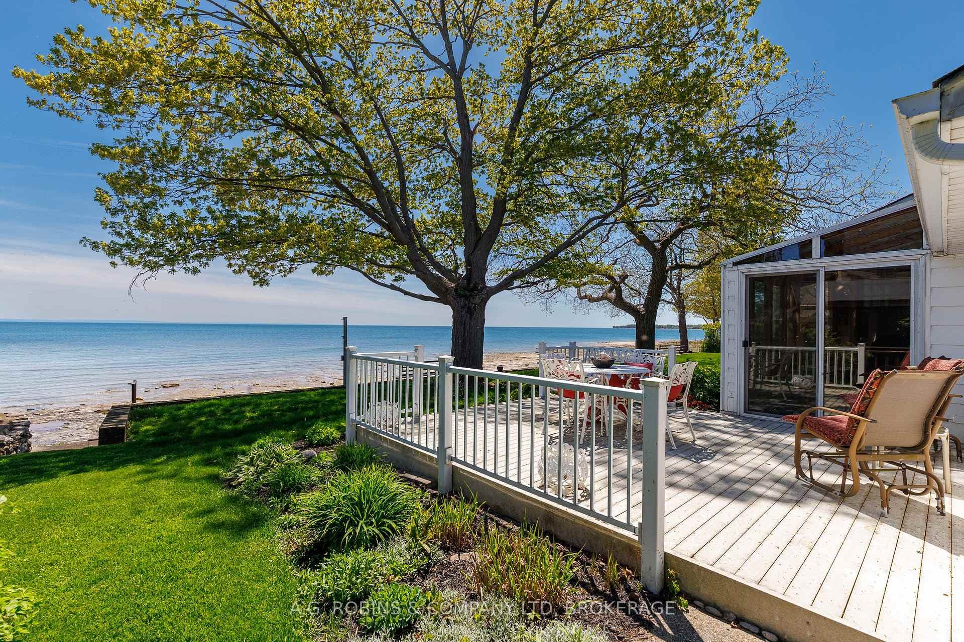 10773 Lakeshore Road photo 7