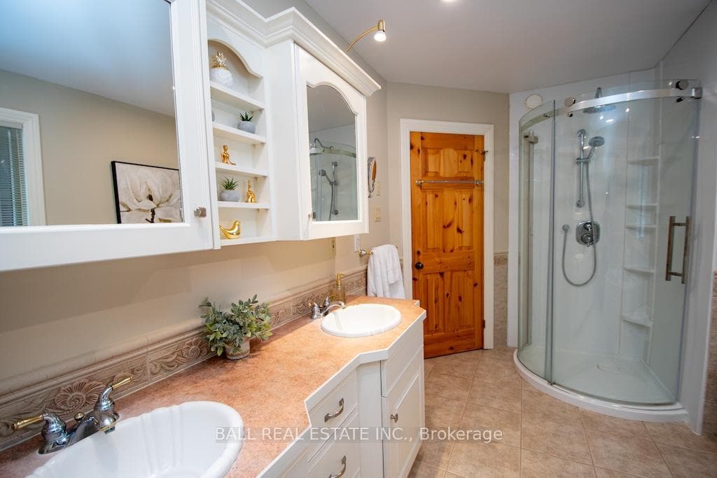 1634 Eland Court photo 28
