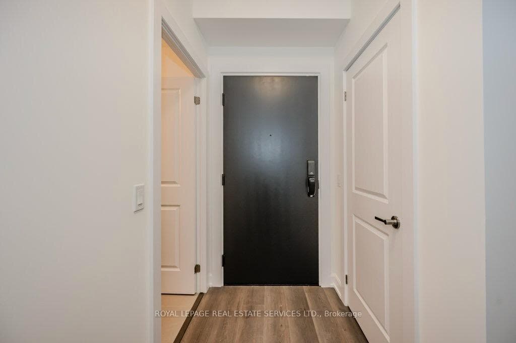 3220 William Coltson Avenue Unit 1014 photo 5