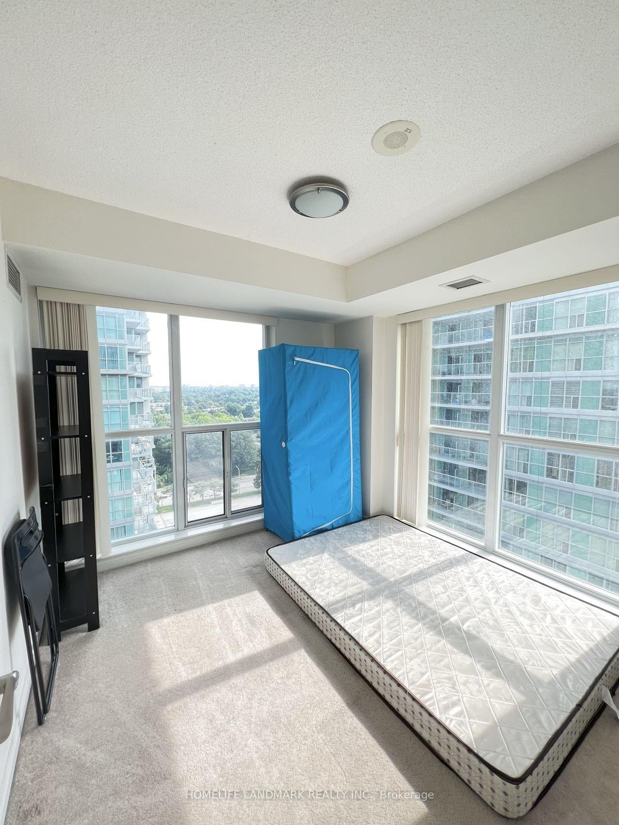 70 TOWN CENTRE Court Unit 1507 photo 10