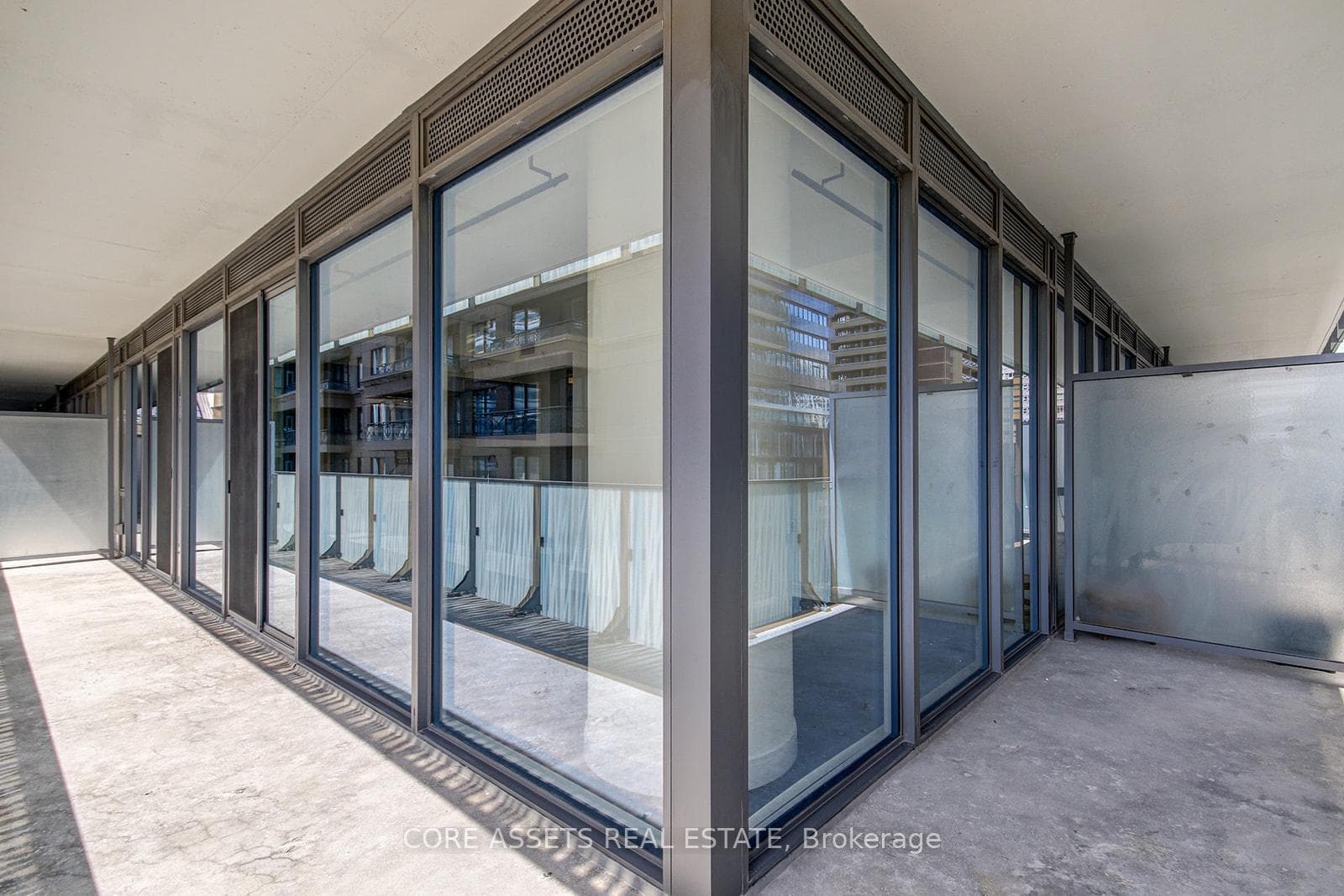42 Charles Street Unit 604 photo 14