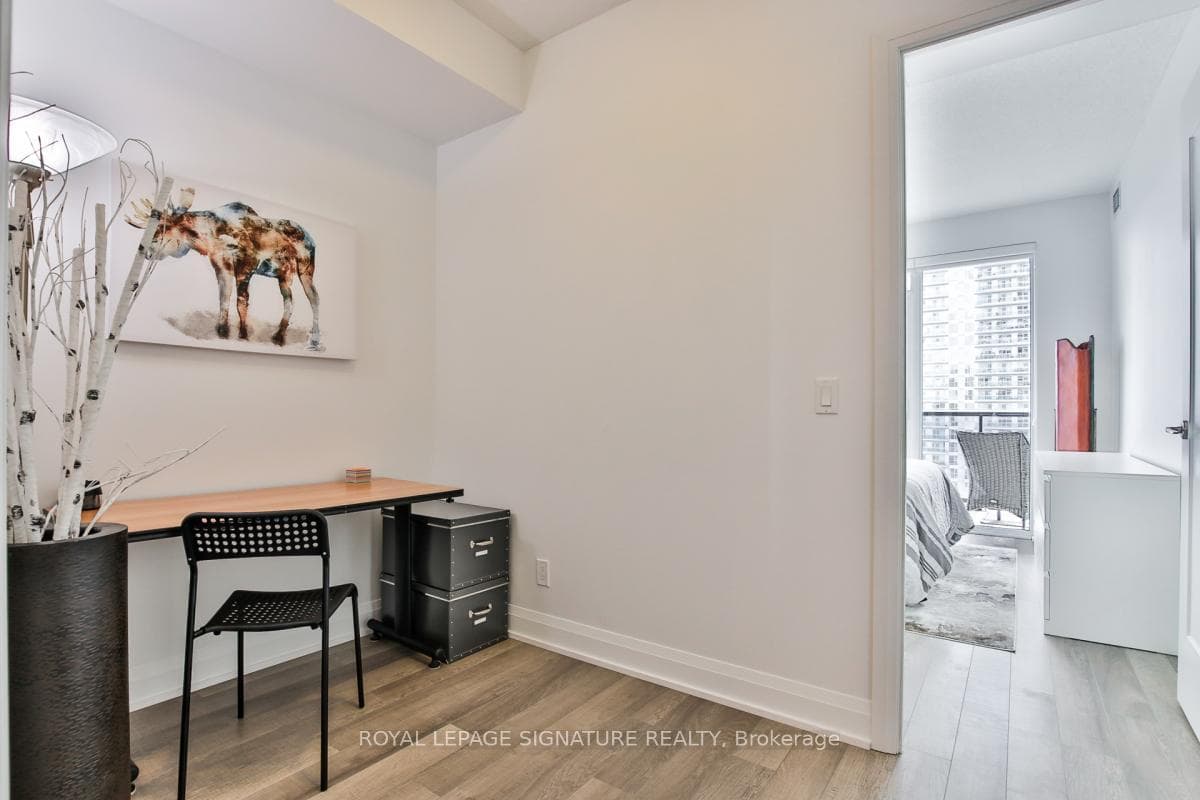 56 Annie Craig Drive Unit 2104 photo 6