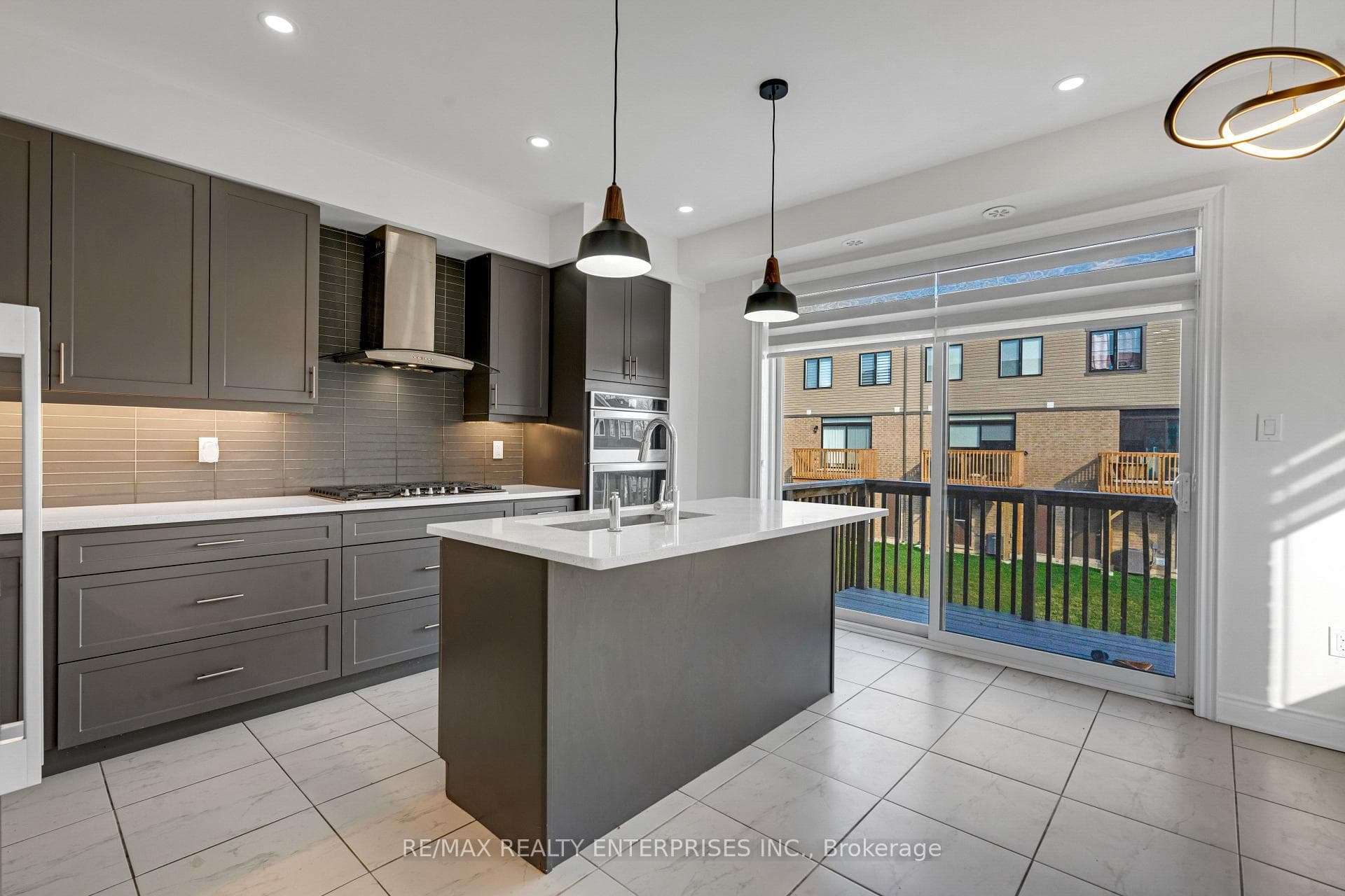 57 Baskett Street photo 7