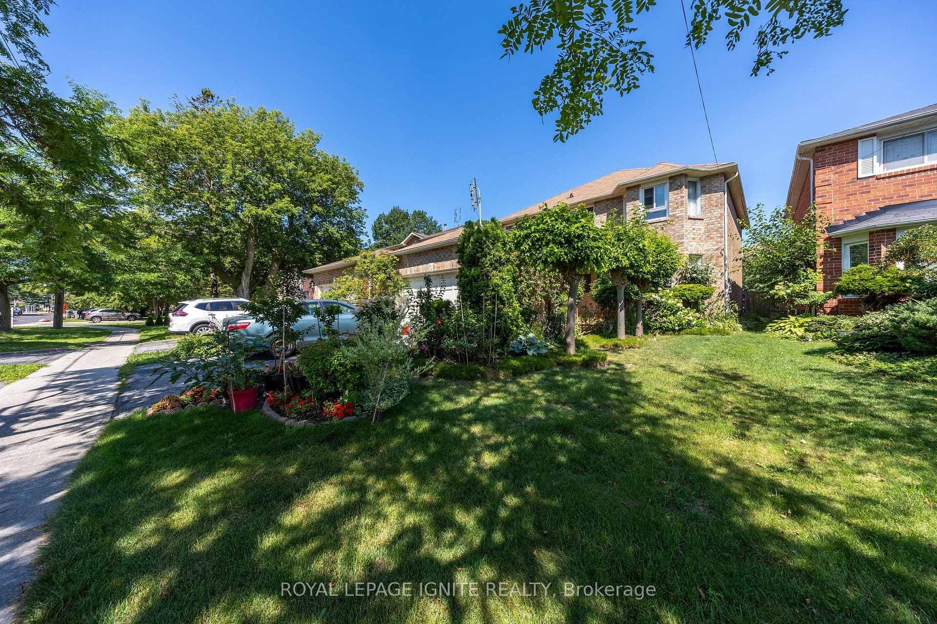 3694 Ellesmere Road photo 39