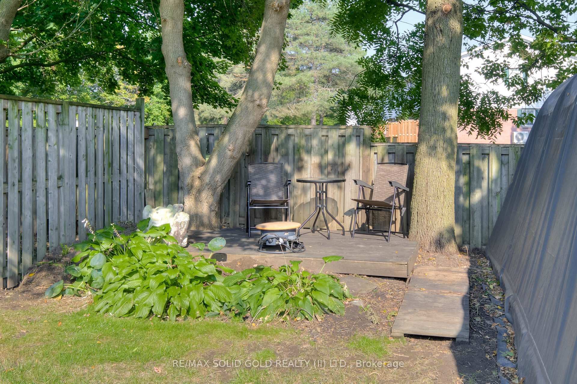 460 Colt Street photo 37