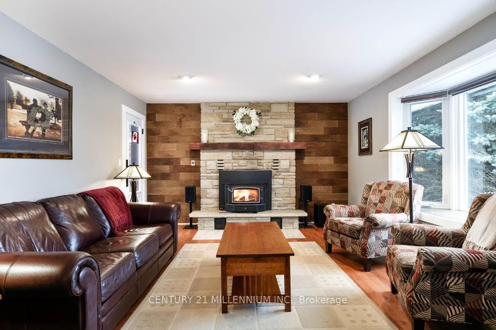 10 Mcconachie Crescent photo 9