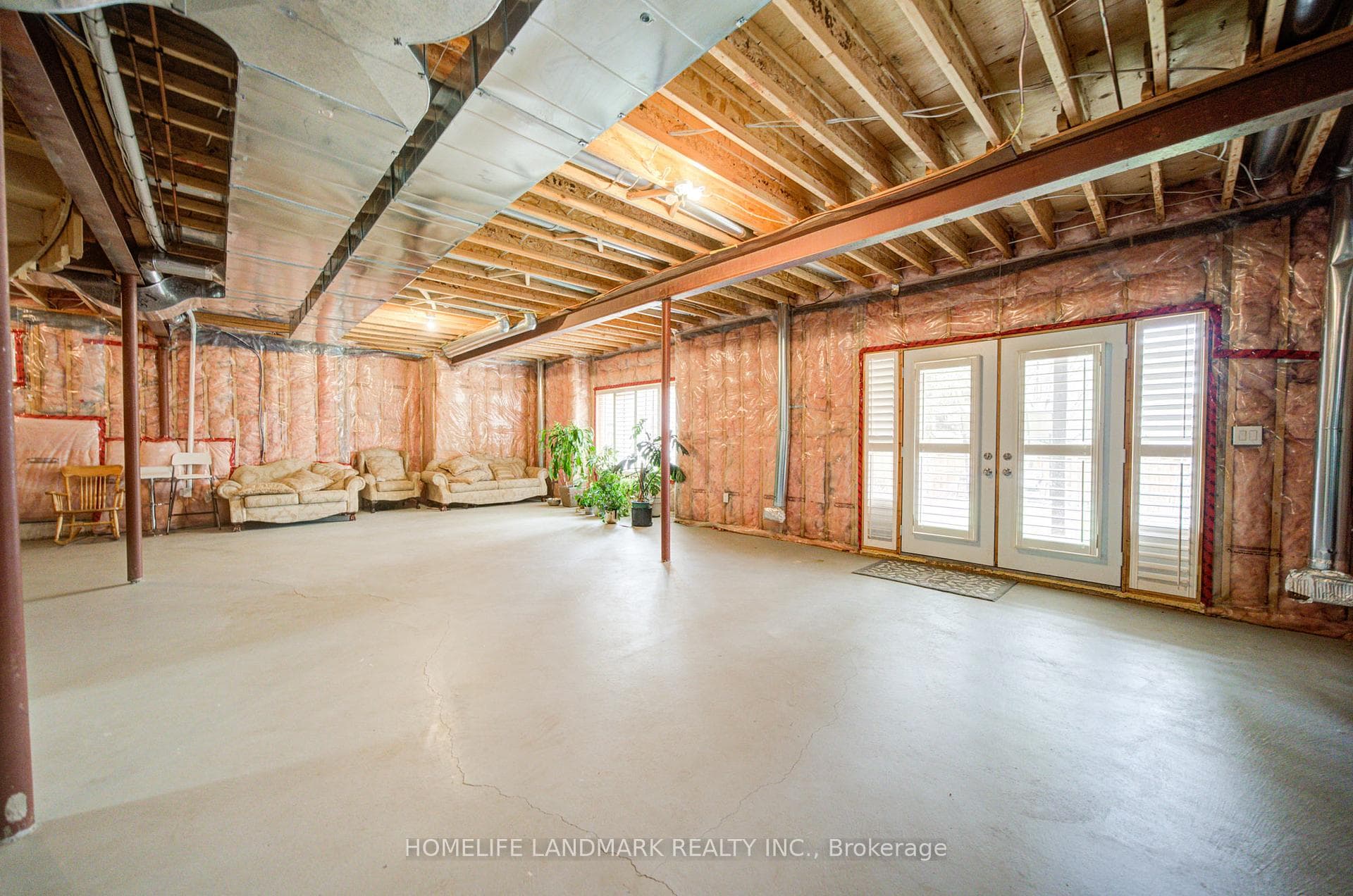 2323 Awenda Drive photo 44