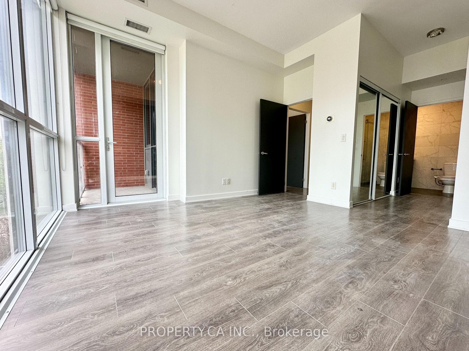 55 Regent Park Boulevard Unit 116 photo 20