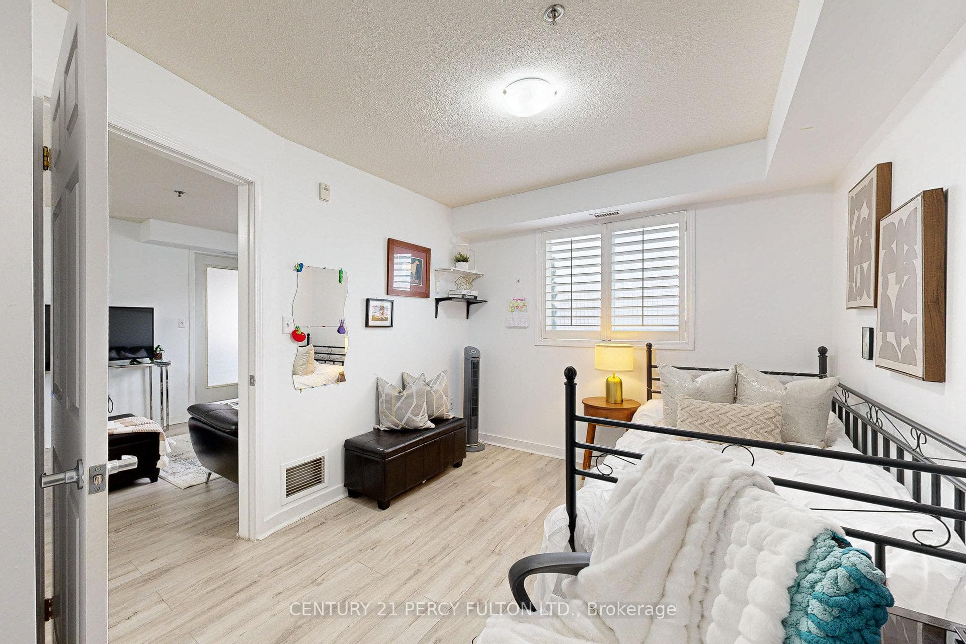 5235 Finch Avenue Unit 119 photo 23