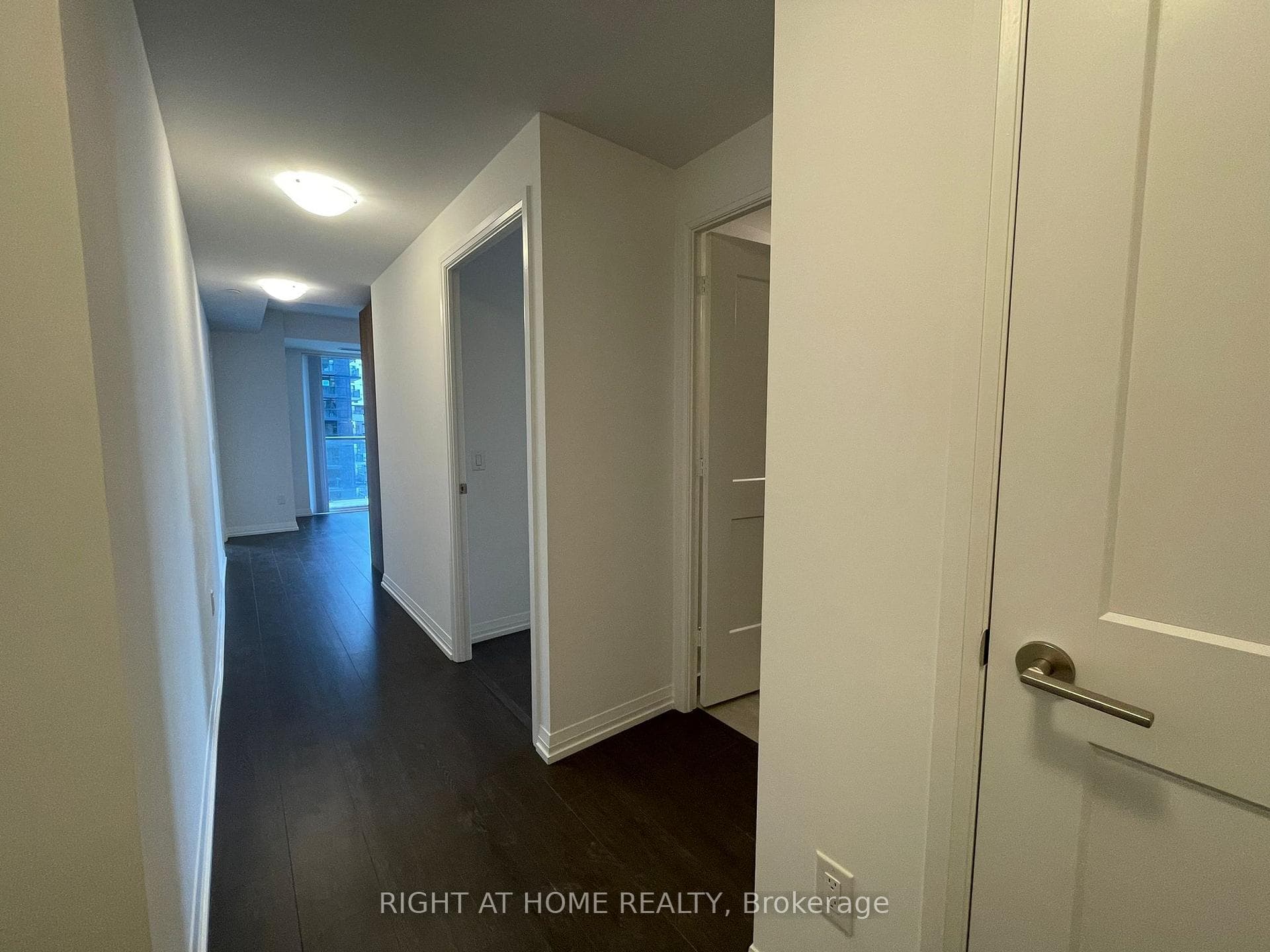 28 Widmer Street Unit 2828 photo 14