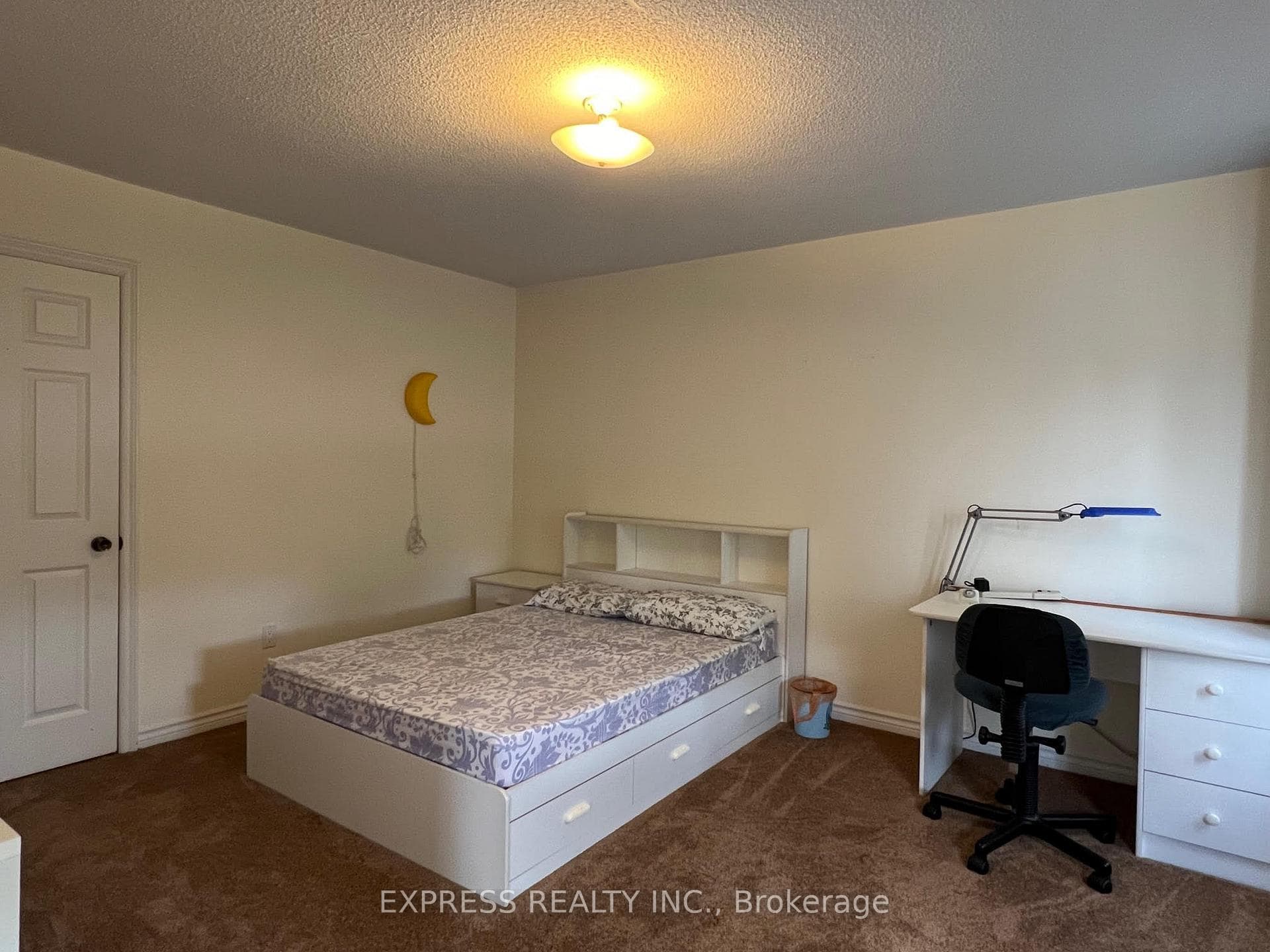 16 Hanover Court photo 12