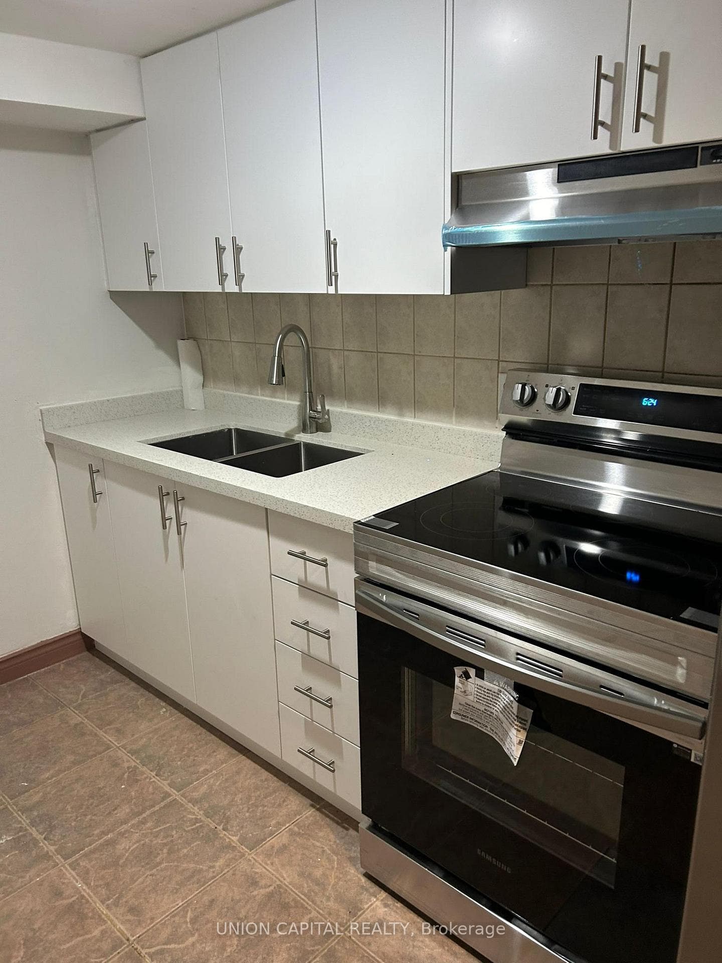 124 Baldwin Street Unit B2 photo 3