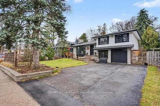 1899 Truscott Drive photo 25