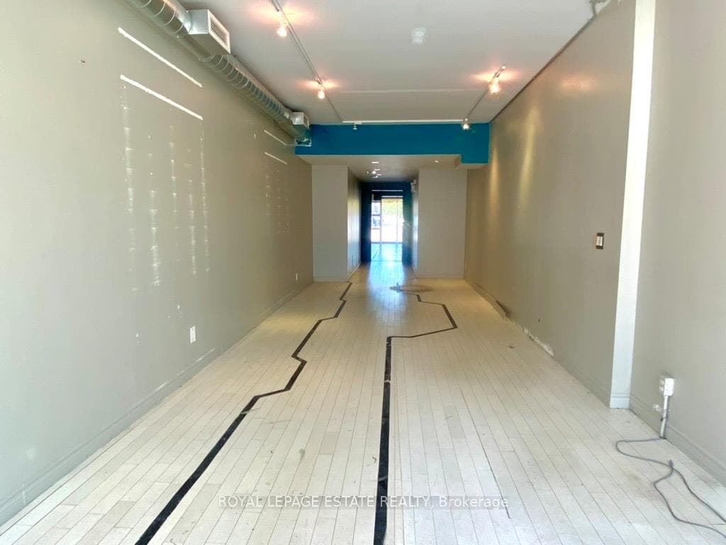 4894-4896 Dundas Street Unit 2-3 photo 5