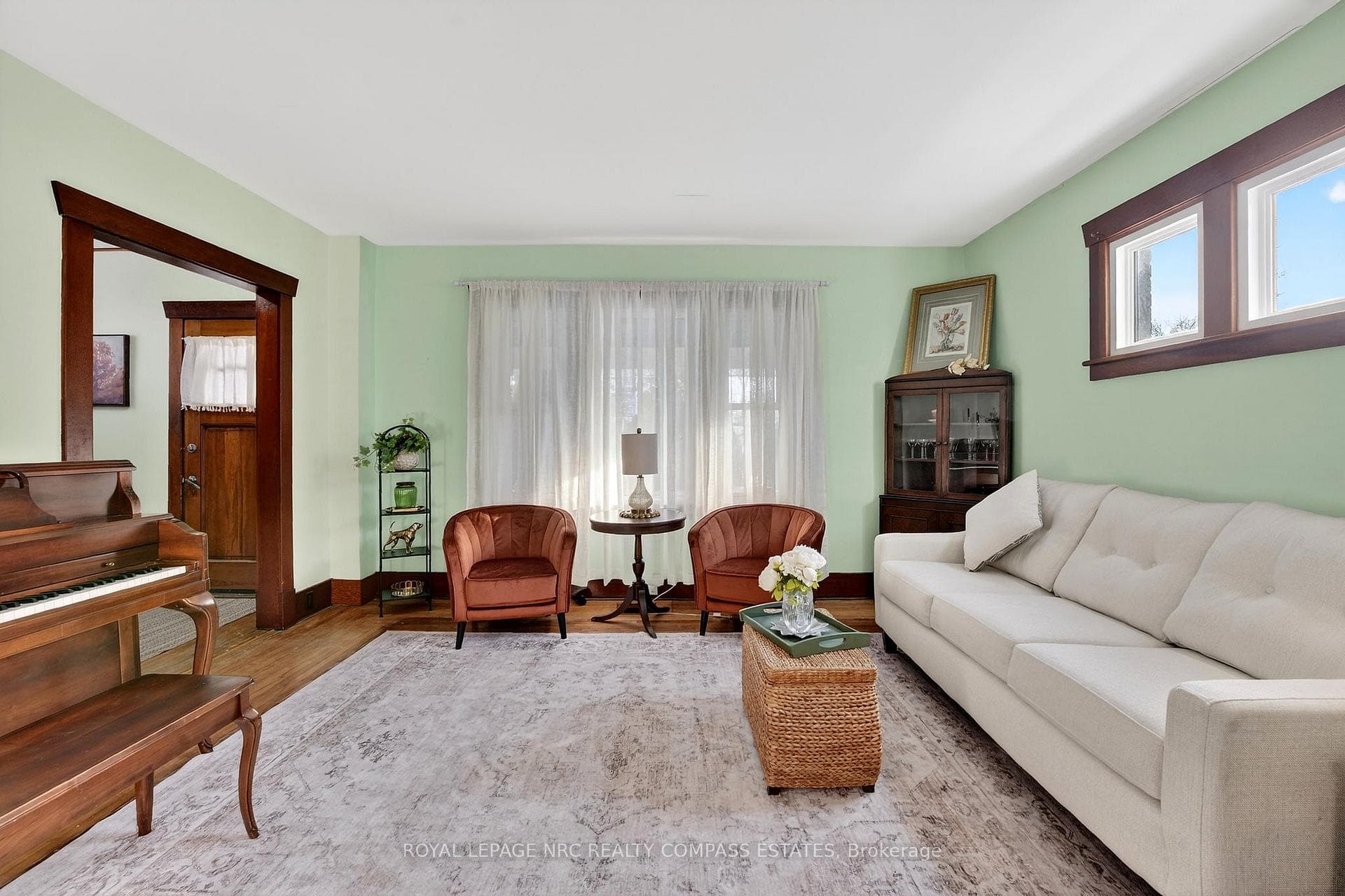 234 Jarvis Street photo 10