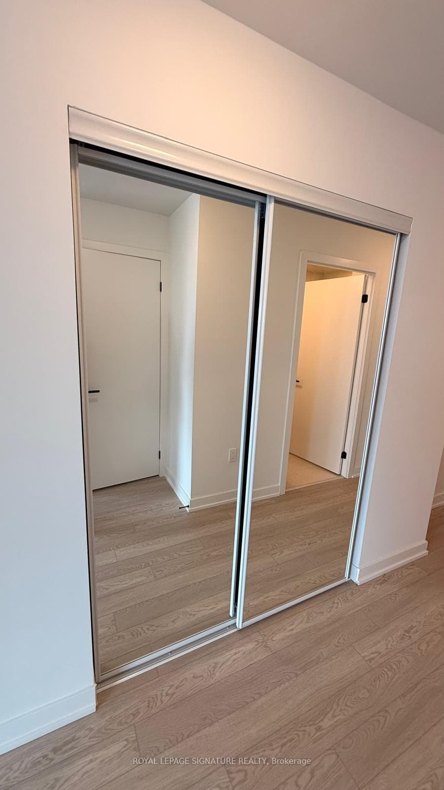 1 Quarrington Lane Unit 2915 photo 4