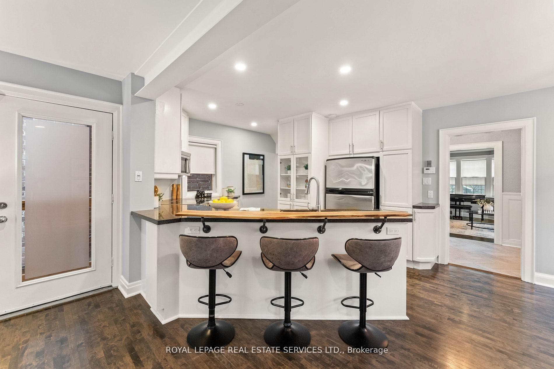 61 Braeside Road photo 8