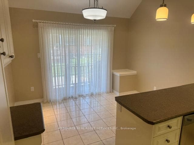19 Leland Lane photo 4