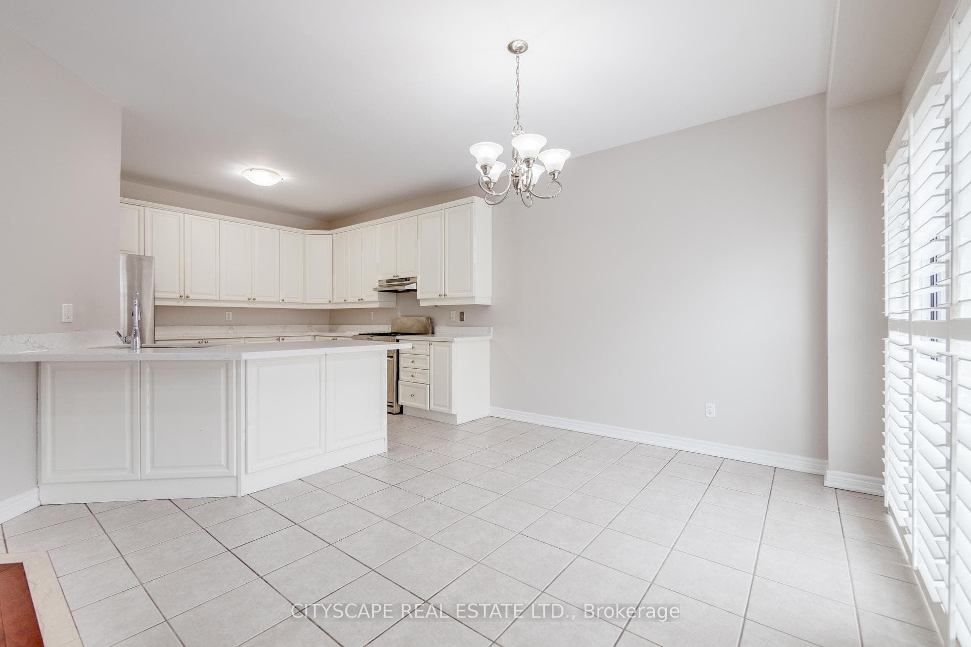 1010 Laidlaw Drive photo 12