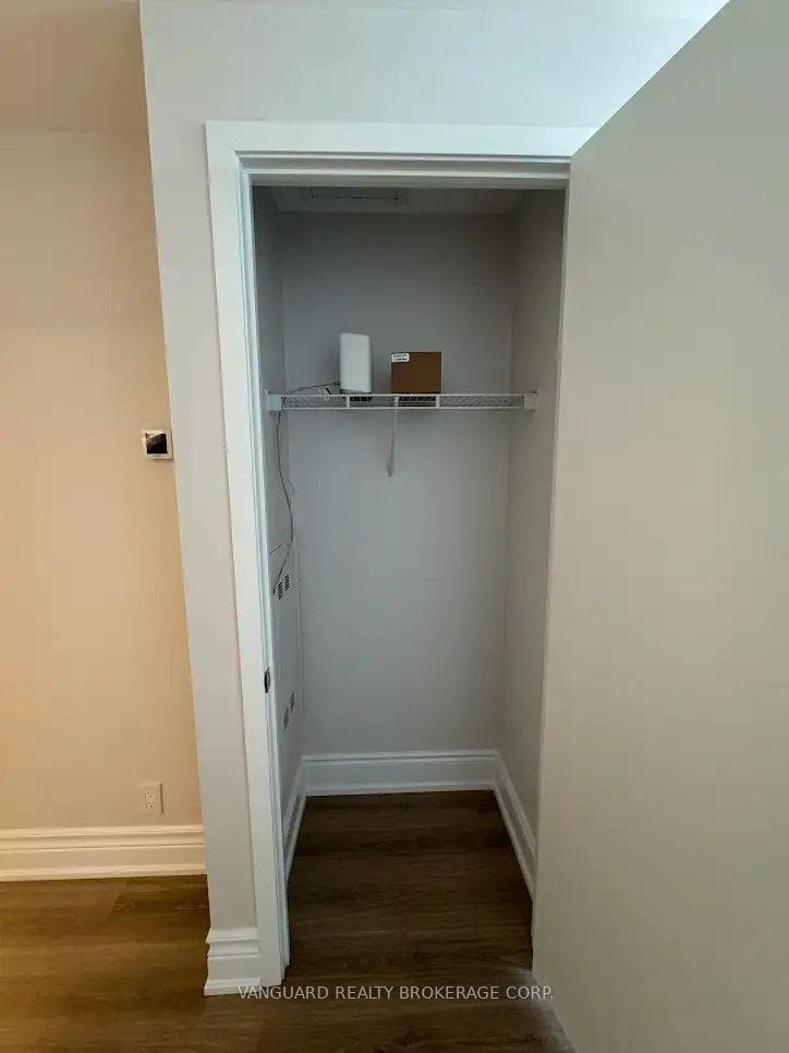 7950 Bathurst Street Unit 1209 photo 6