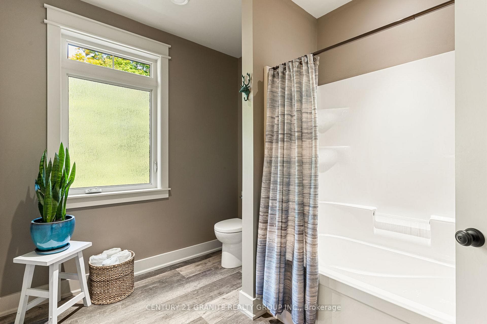 1104 Shady Lane photo 23