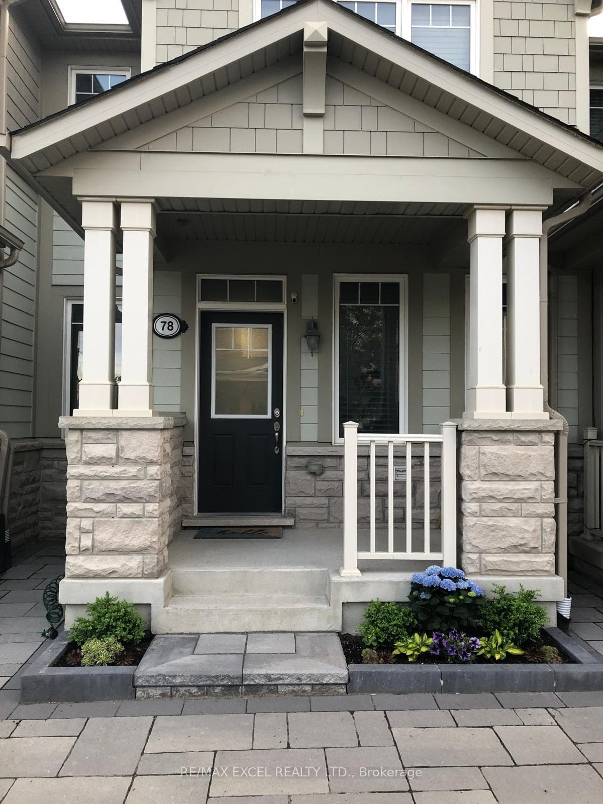 78 Terry Fox Street photo 34