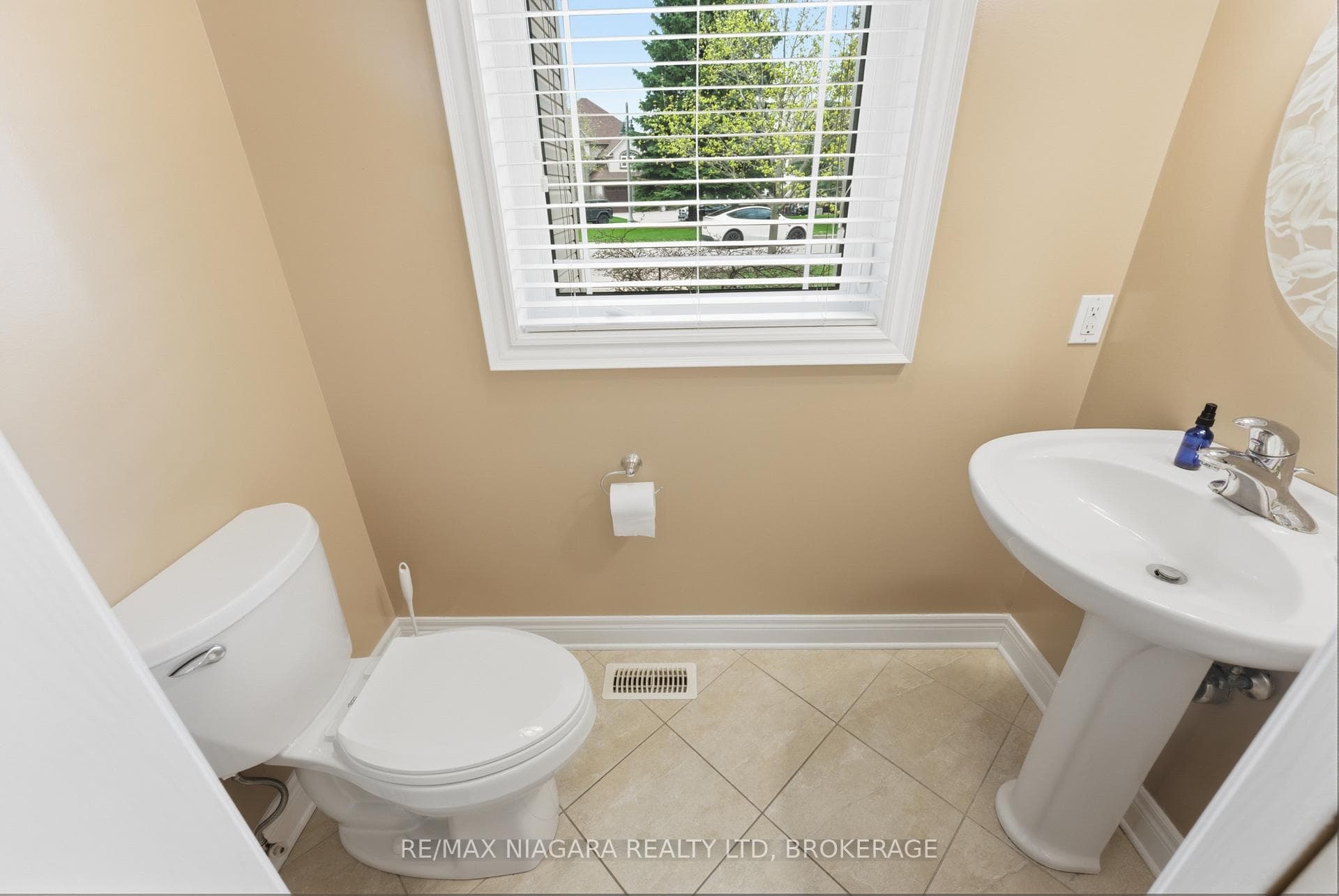 52 Scullers Way photo 12