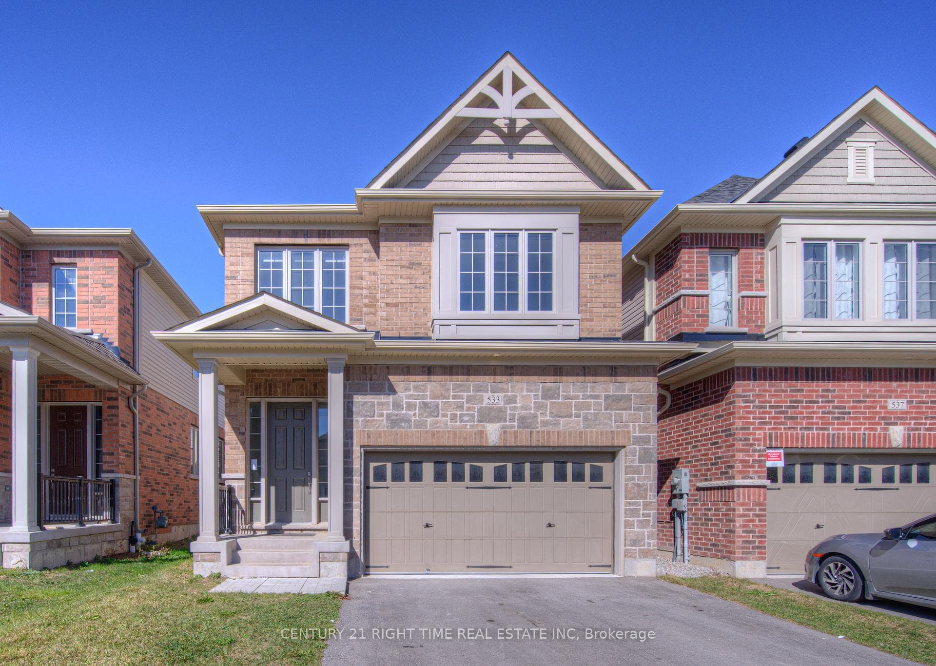 533 Beckview Crescent photo 1