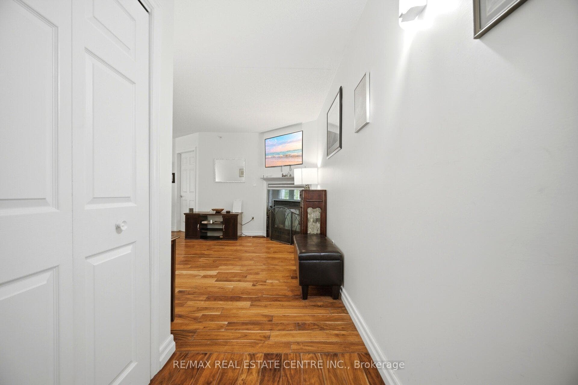 1350 Main Street Unit 101 photo 6