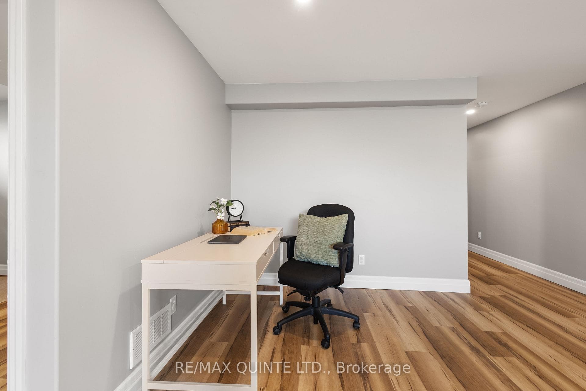 59 Hillside Meadow Drive photo 44