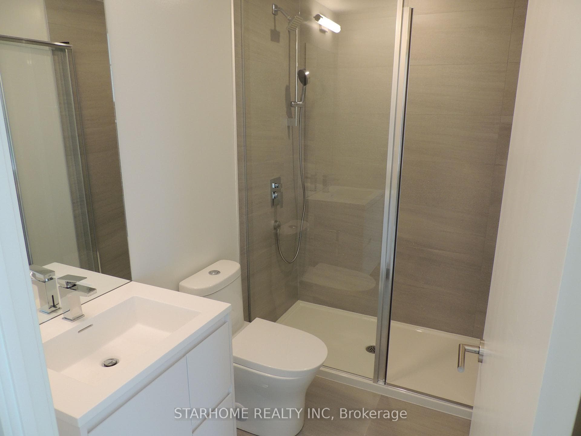 5 Quarrington Lane Unit 3301 photo 14