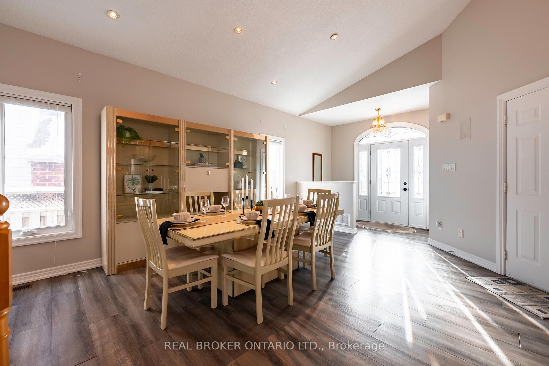 7 Appleton Drive photo 6