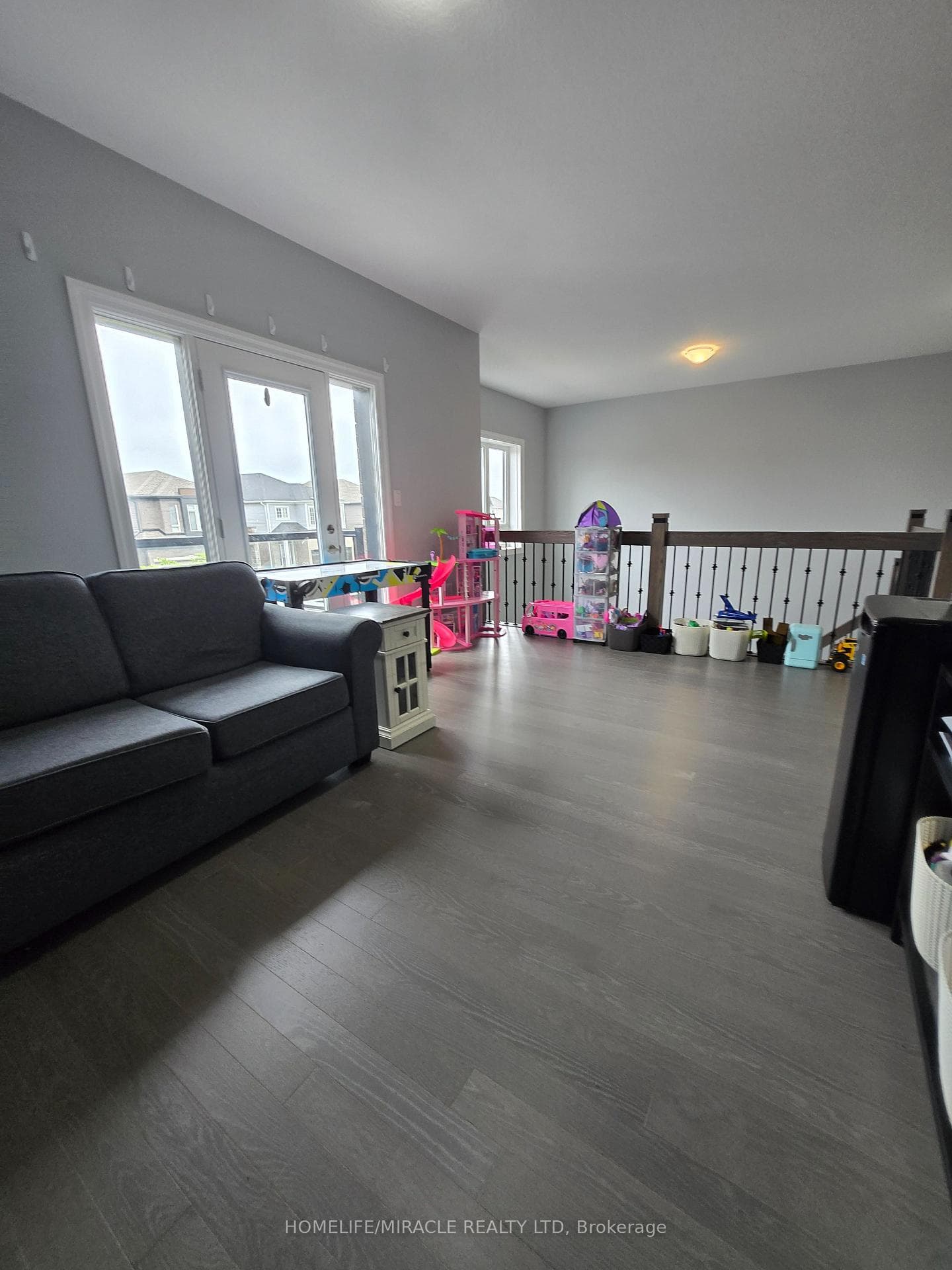 172 Freure Drive photo 42