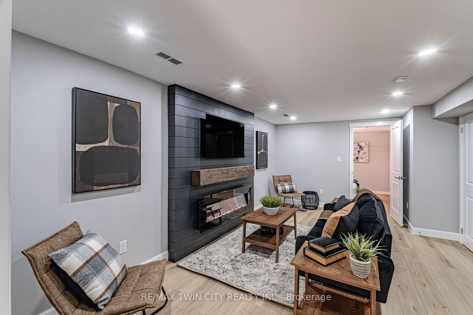 101 Aberdeen Avenue photo 28