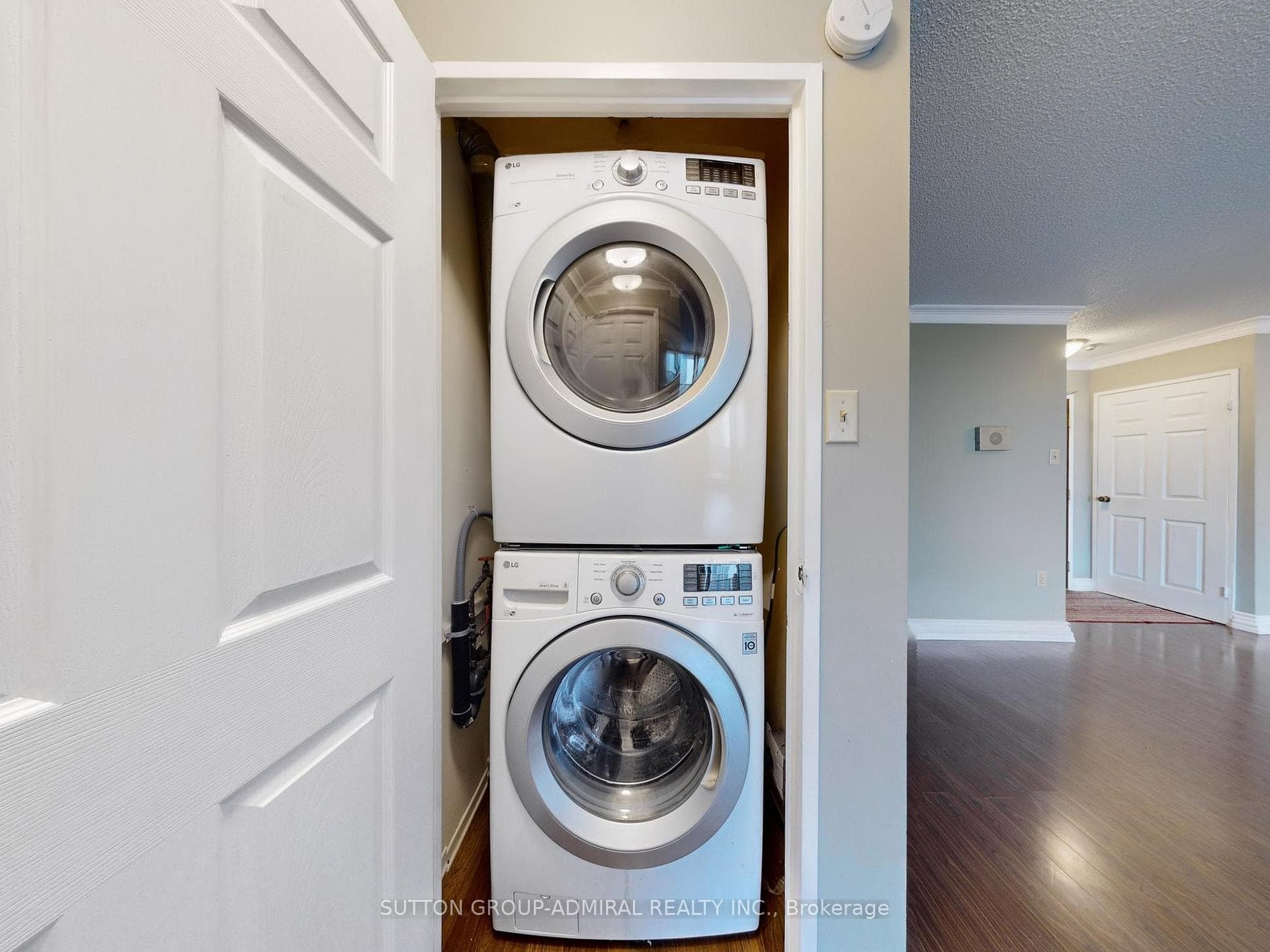 17 Knightsbridge Road Unit 1006 photo 28
