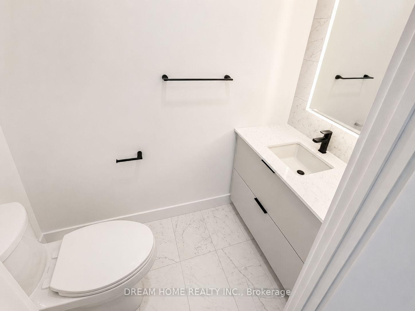 609 Sherbourne Street Unit 3009 photo 14