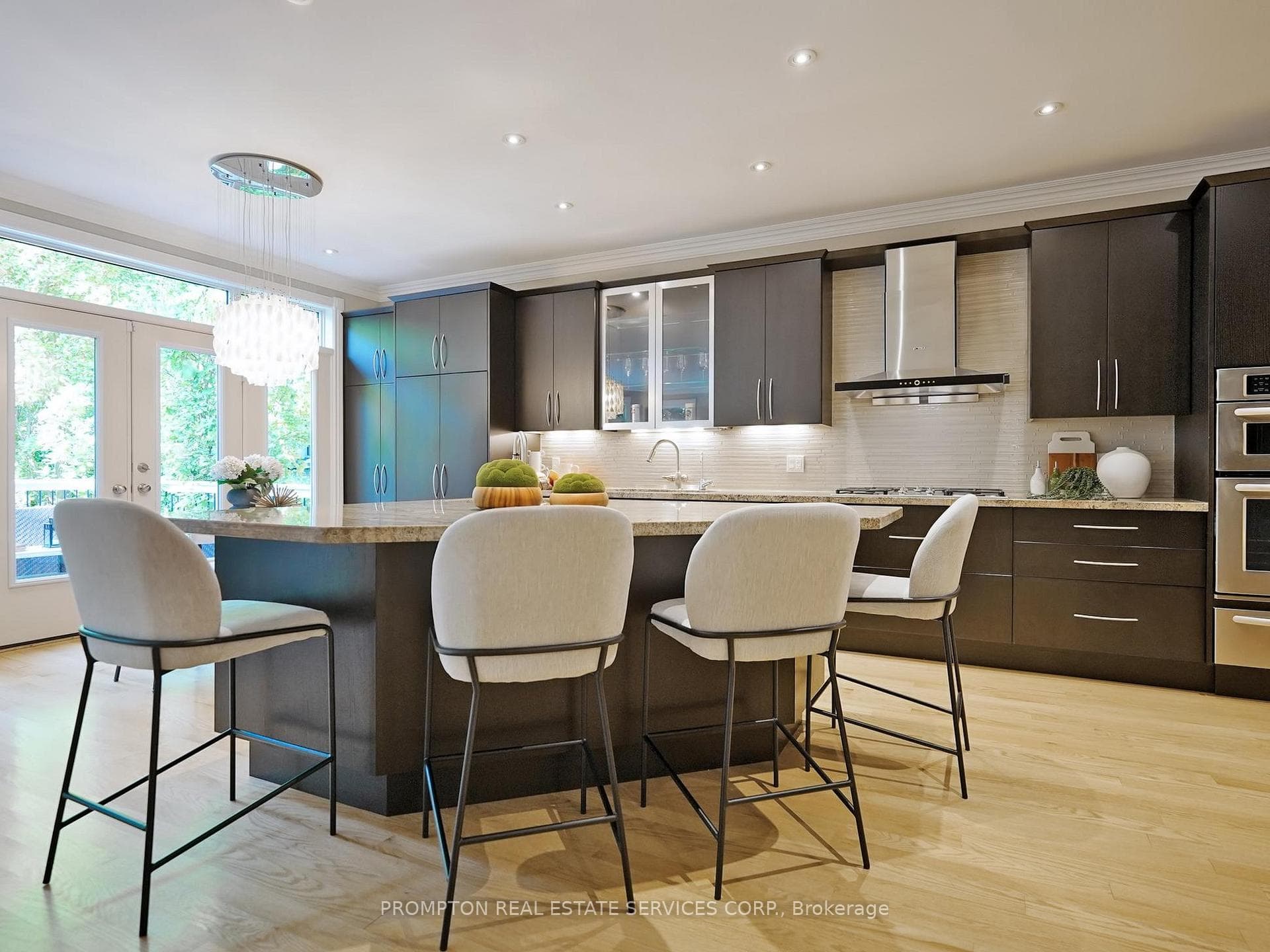 Center Island In Kitchen