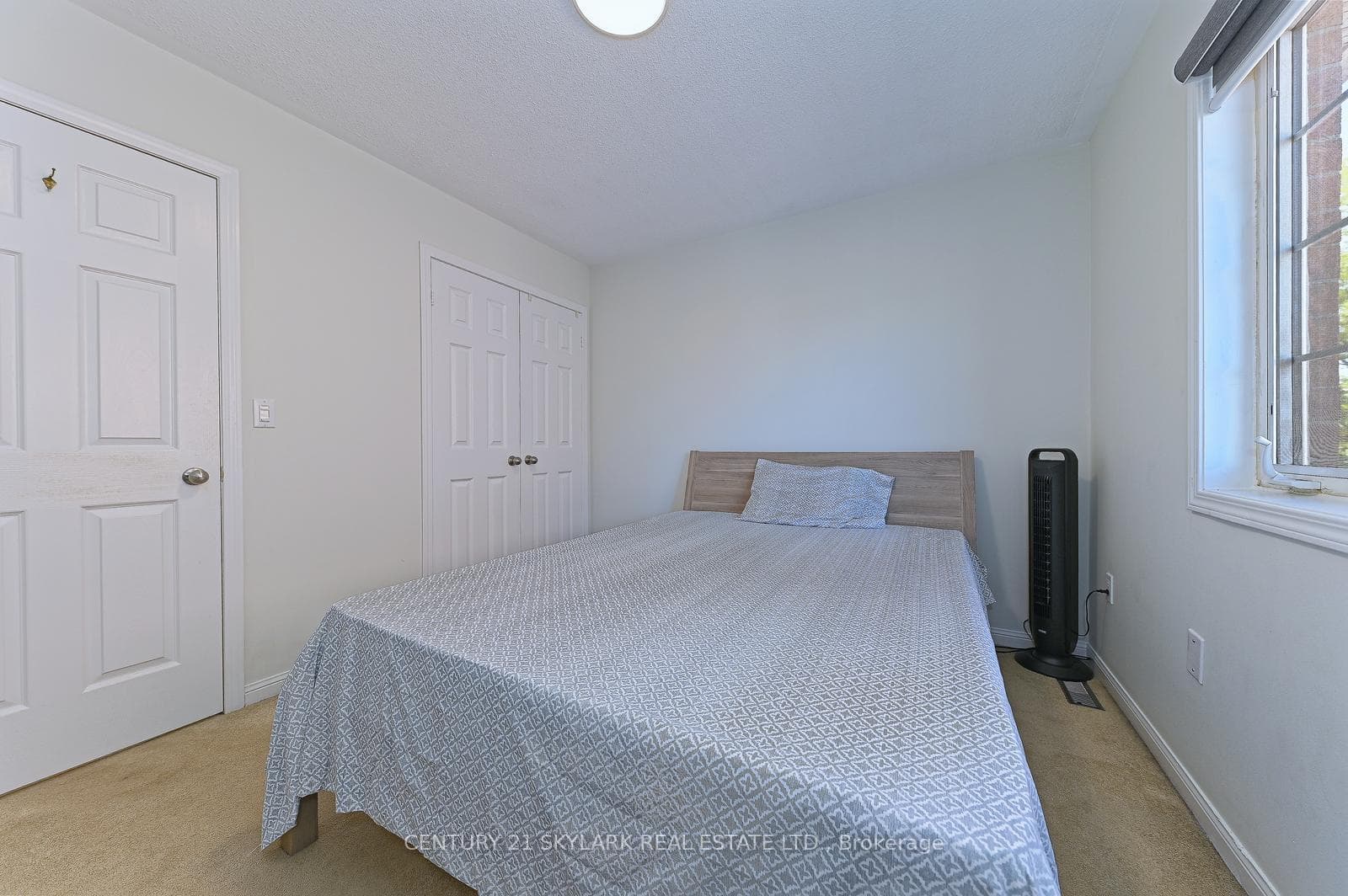14 Cogswell Crescent photo 22