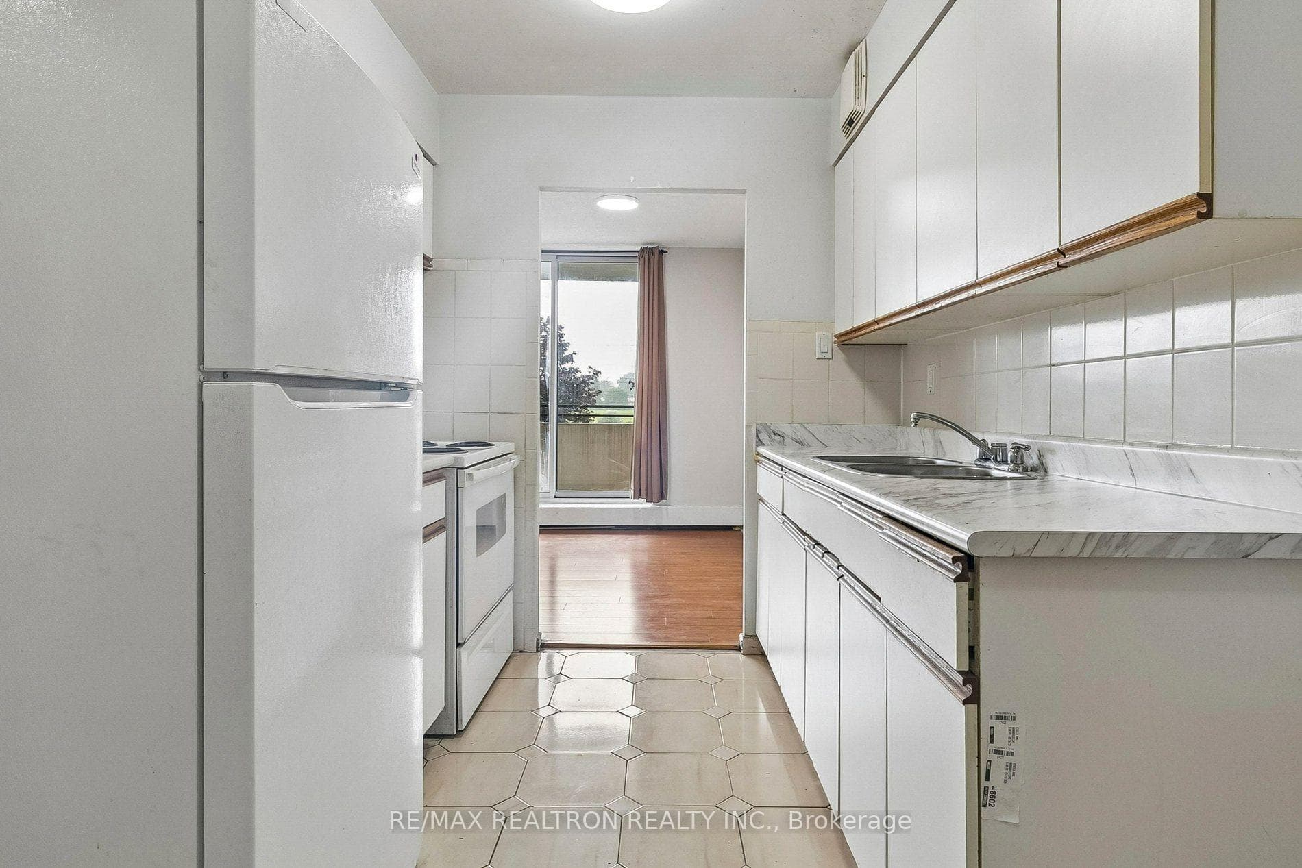 101 Prudential Drive Unit 205 photo 28