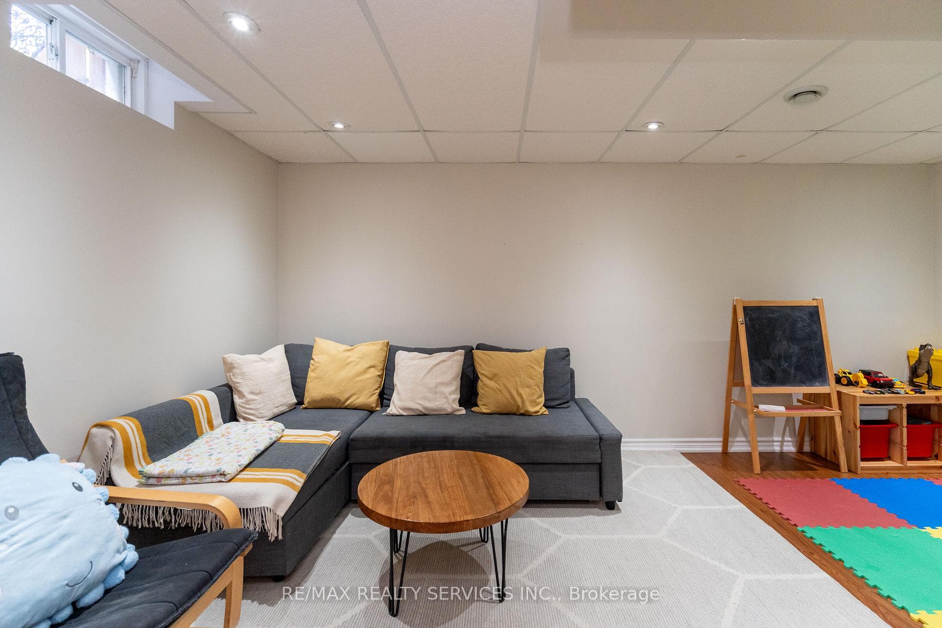 2425 Lazio Lane photo 35