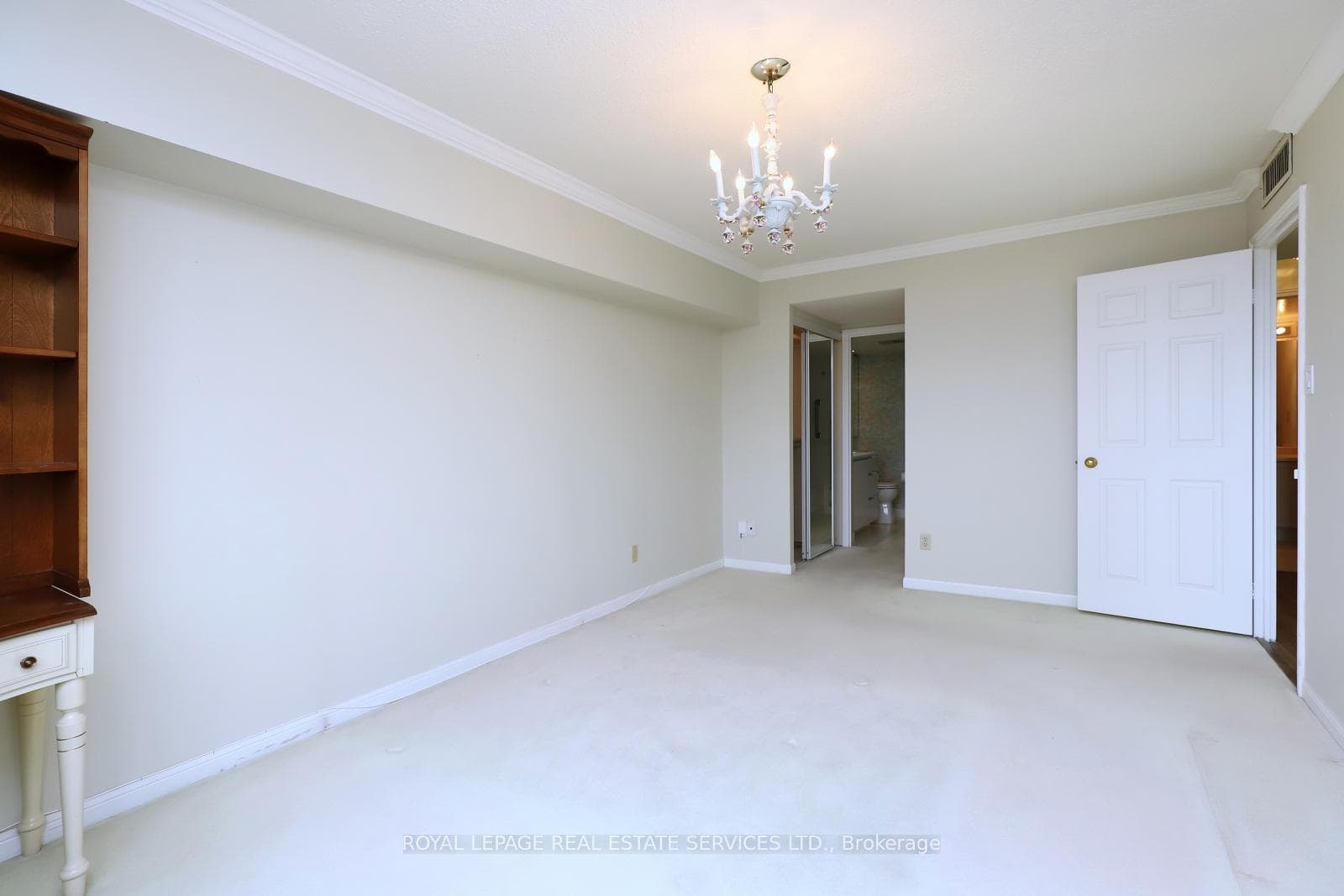 1240 Marlborough Court Unit 608 photo 19