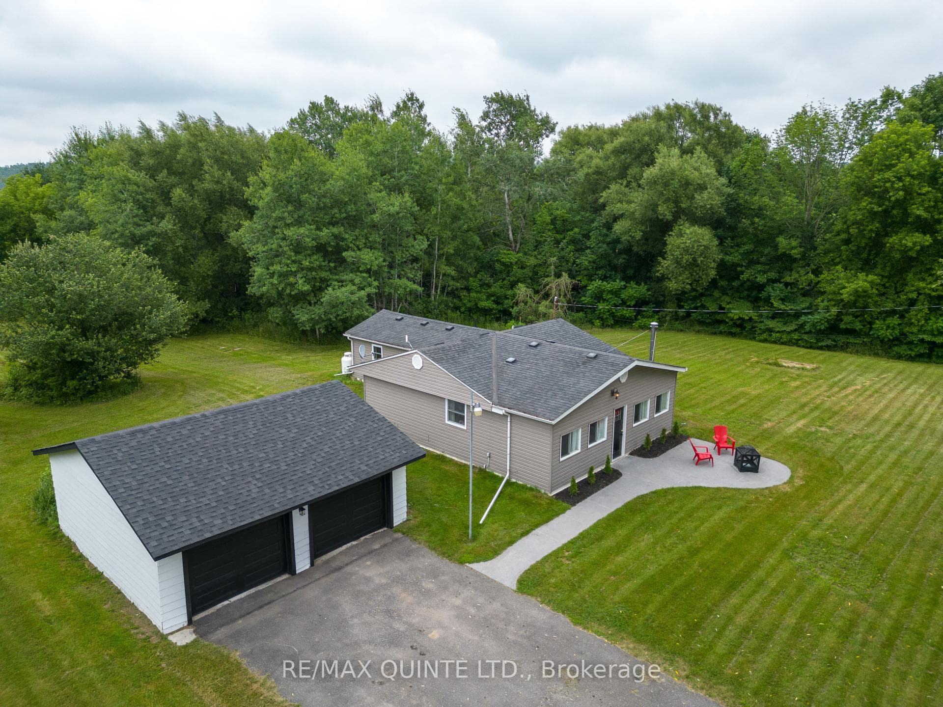 145 Noonan Road photo 11