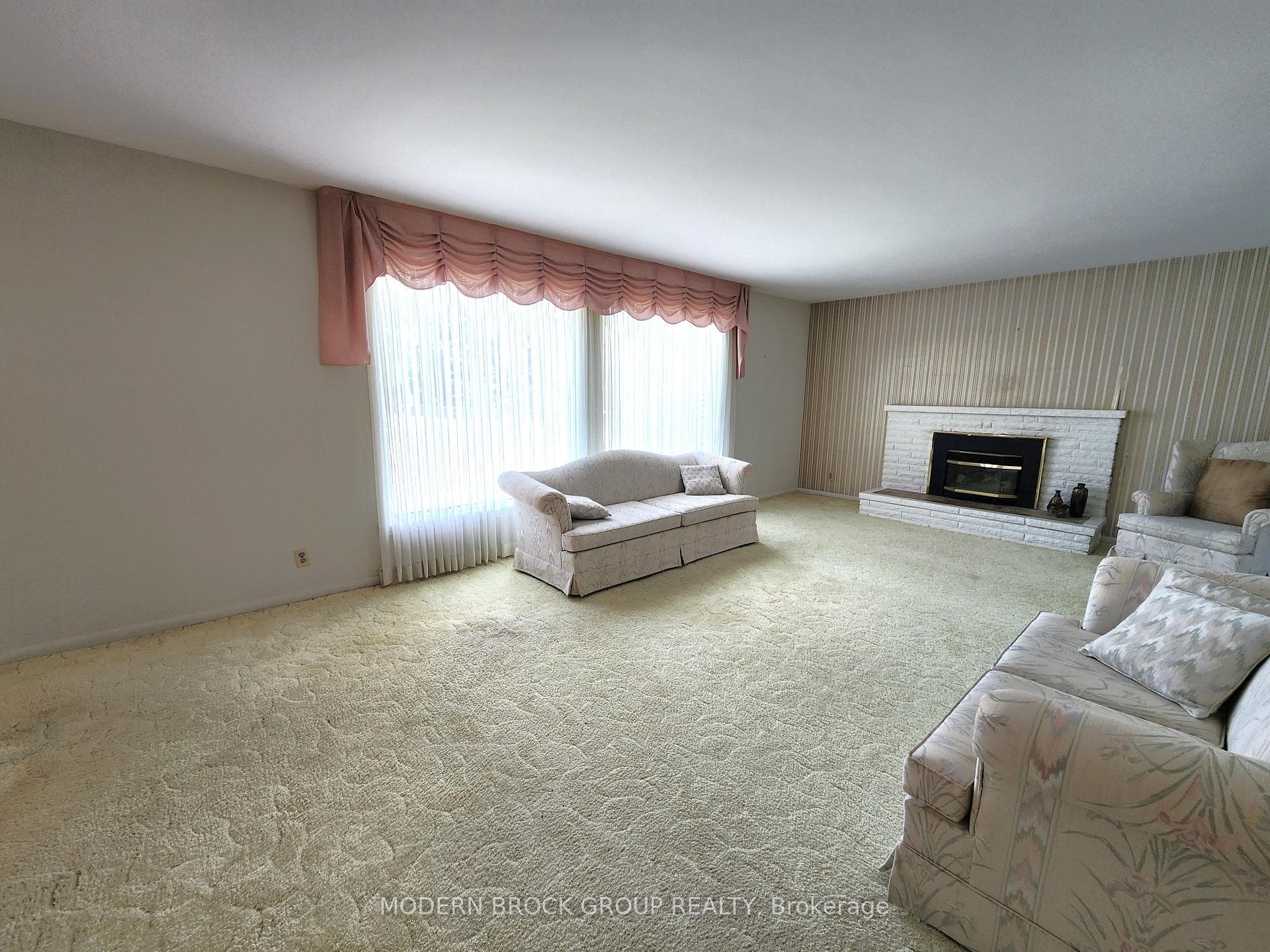 2 Woodlawn Place photo 12